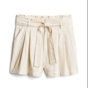 High-waisted paper bag linen blend shorts
